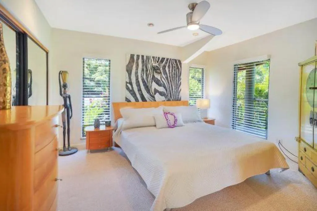 Luxury 2-Story Oceanfront Condo W/ Views & Pool Wailua  Estados Unidos da América